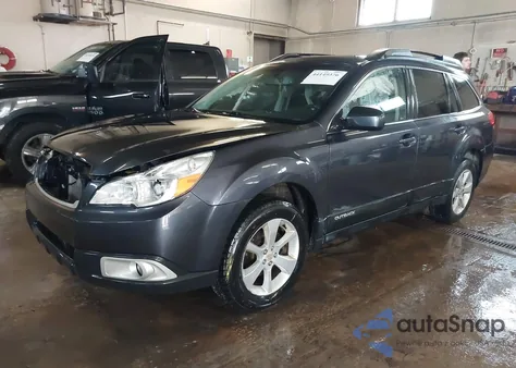 2013 Subaru Outback 2.5I Premium from USA, damaged, VIN 4S4BRCGC0D3300377